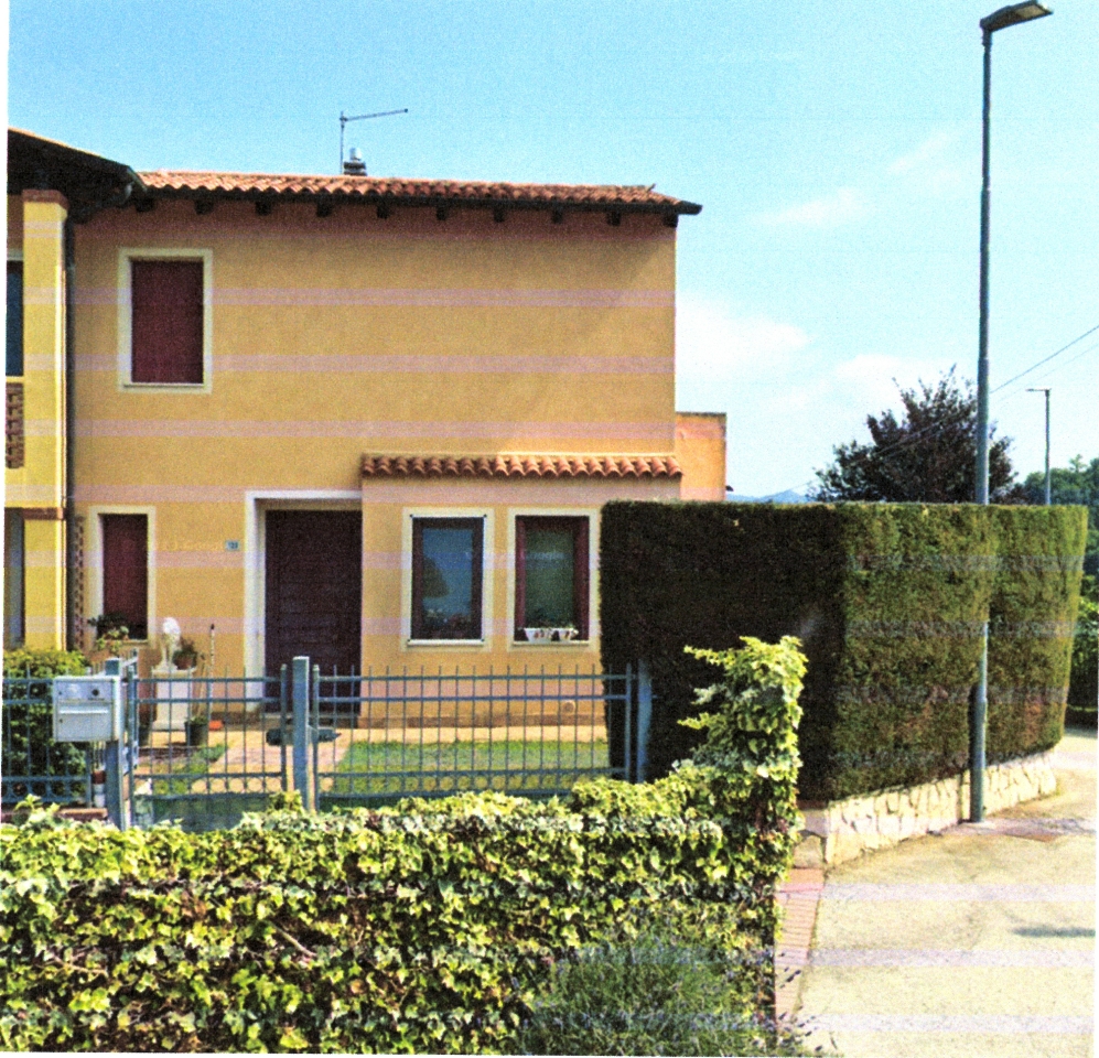 Casa indipendente in vendita a Brogliano