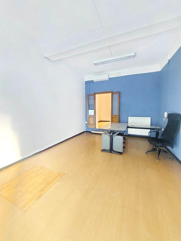 Negozio in , Mantova, {3} - Foto 2