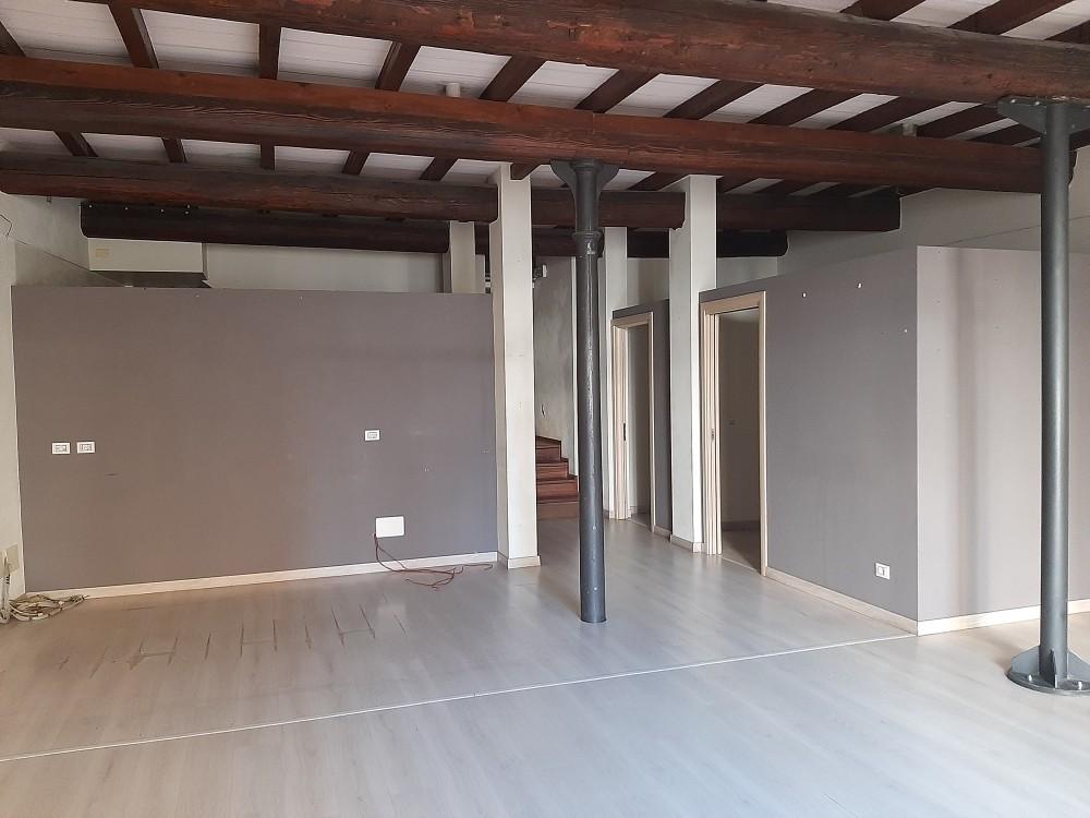 Negozio in , Reggio Emilia, {3} - Foto 1