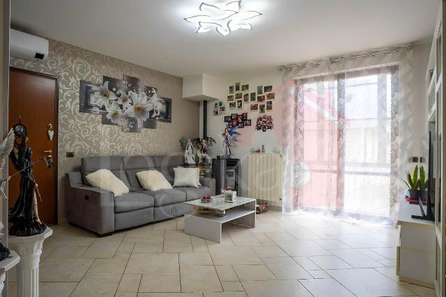 3-room flat in Via Volta, Bornasco - Photo 1