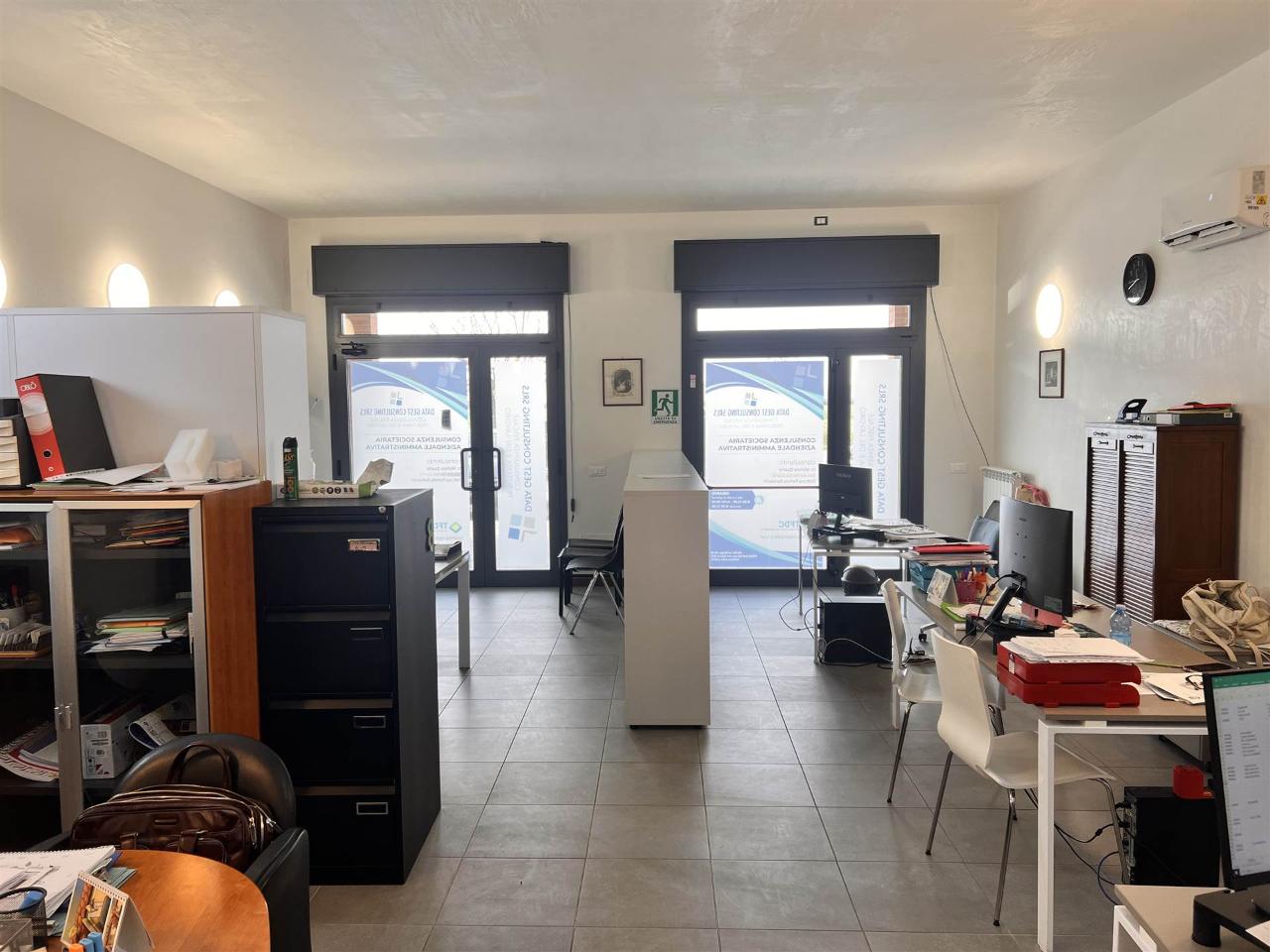 Negozio in Via Lardirago, Sant'Alessio Con Vialone, {3} - Foto 1