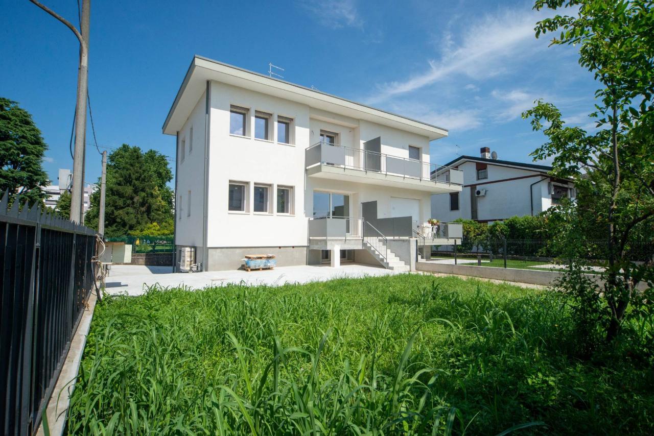 Villa a schiera in vendita a Vicenza