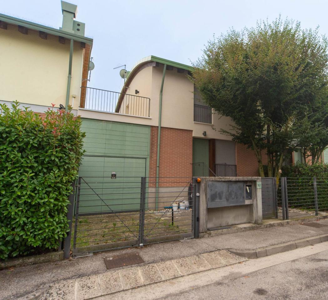 Villa a schiera in vendita a Vicenza