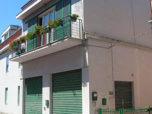 Detached house in Via Giovanni Pascoli 15, Civitanova Marche - Photo 1