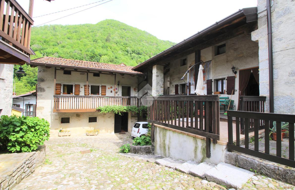Villa in vendita a Drenchia