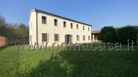 Detached house in {3}, Via Molinella 1 - Photo 1