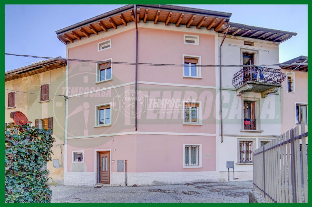 Appartamento in vendita a Mesenzana