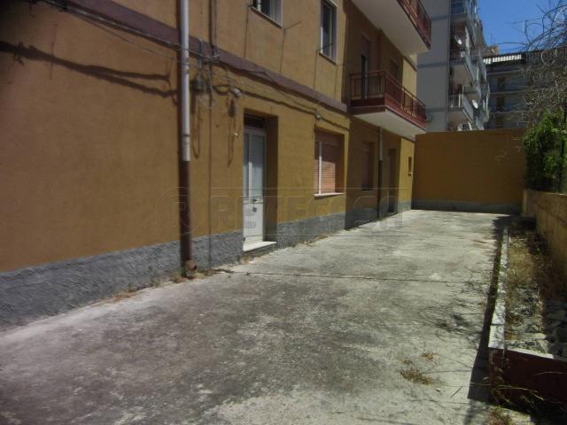 3-room flat in Via Andrea Palma, Siracusa - Photo 1