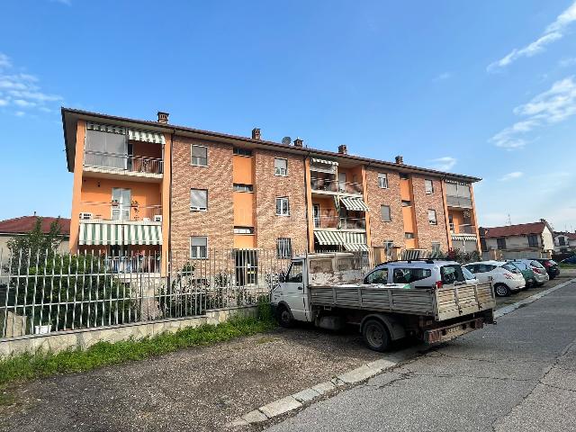 4-room flat in Via Bevilacqua 8, Cambiano - Photo 1