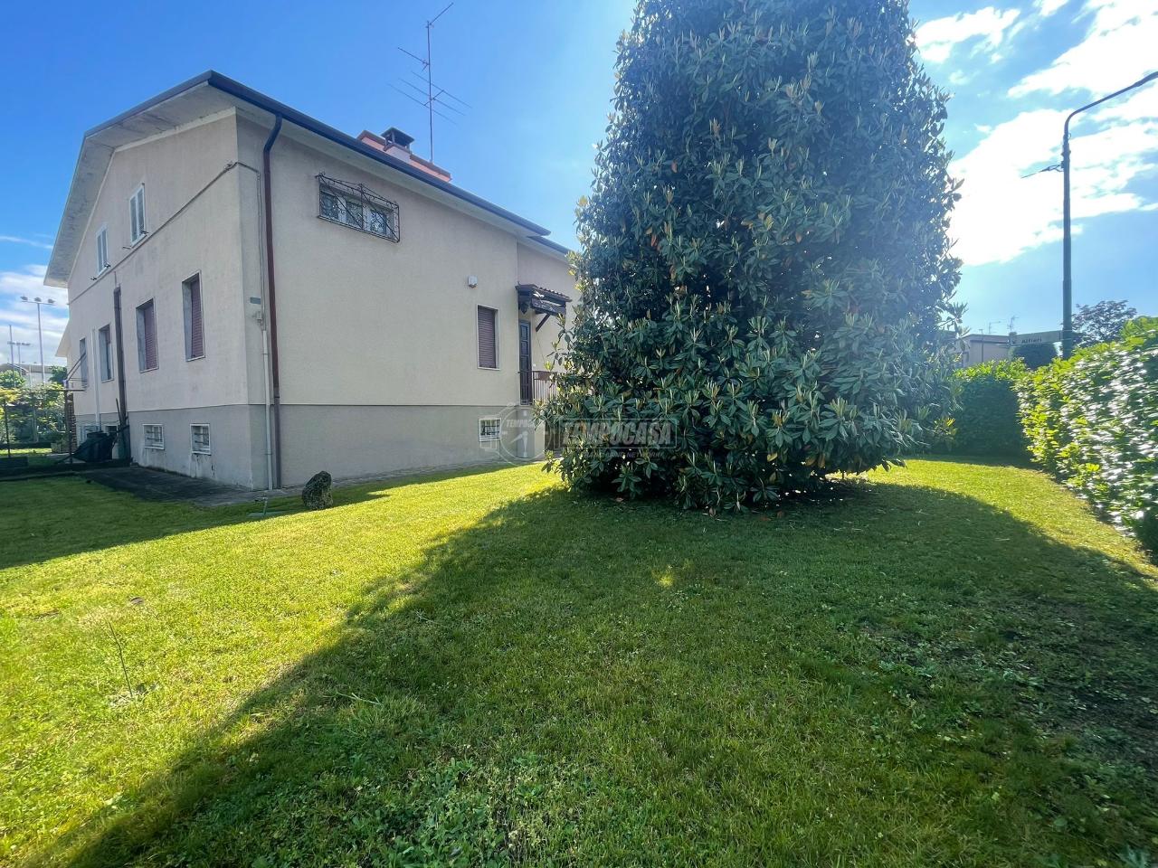 Villa a schiera in vendita a Palazzolo Sull'Oglio