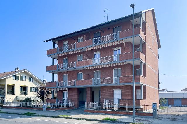 3-room flat in Via Benedetto Alfieri 12, Carignano - Photo 1