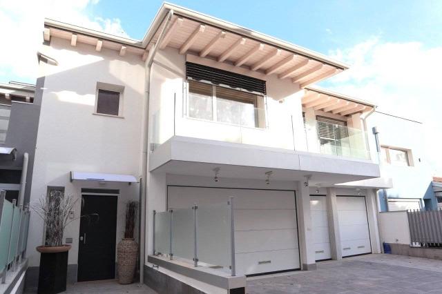 Terraced house in Via Guglielmo Marconi, San Giovanni Lupatoto - Photo 1