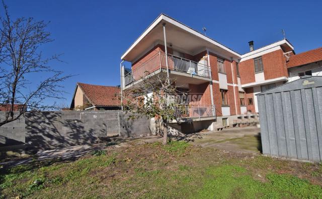 3-room flat in Via Lombardore 41, Volpiano - Photo 1