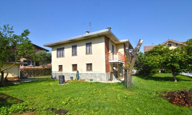 Villa in Via Antonio Canova 7, Volpiano - Foto 1