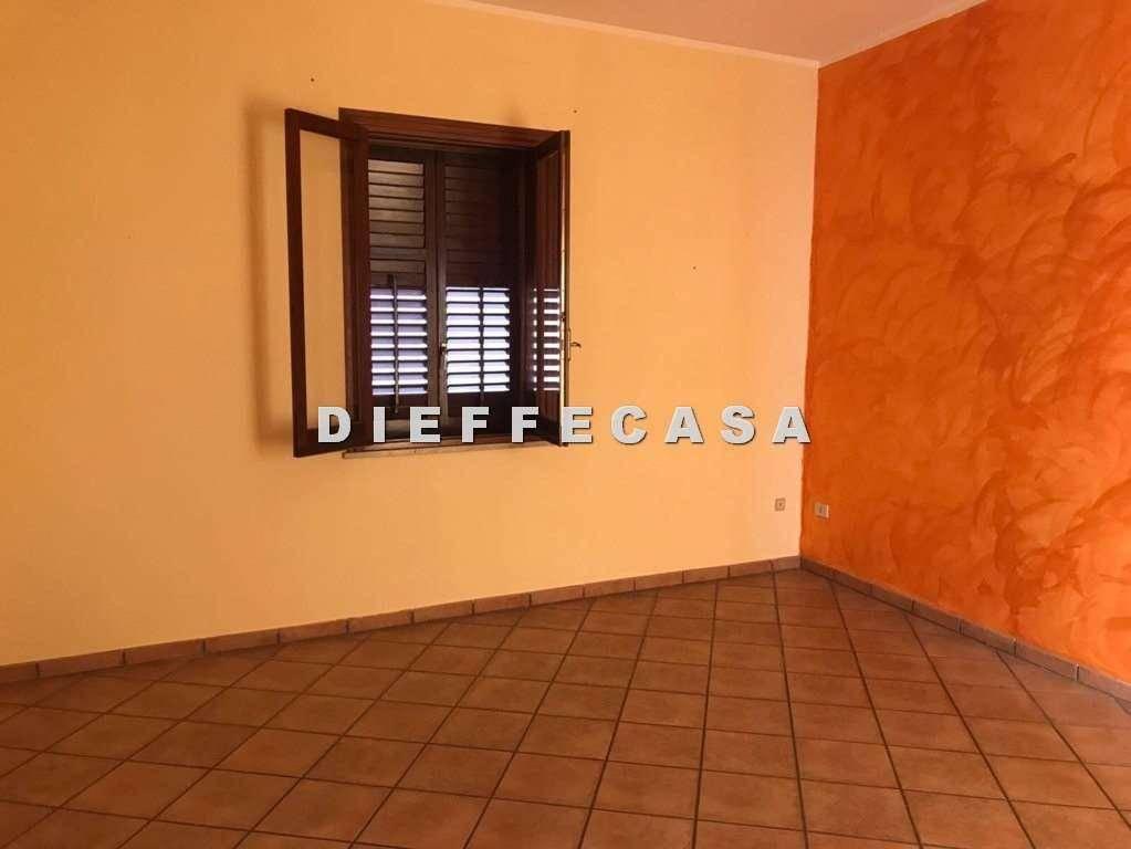 Palazzina commerciale in Via XI Maggio, Marsala, {3} - Foto 1