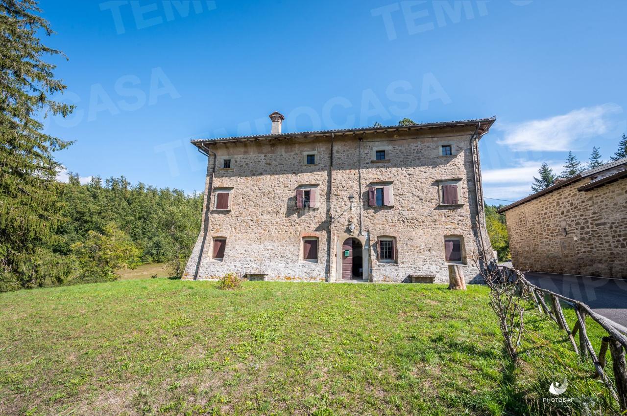 Palazzo in vendita a San Benedetto Val Di Sambro