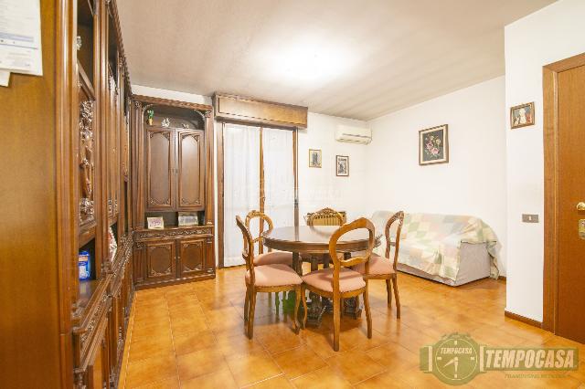 Dreizimmerwohnung in Via San Donato 30, Osio Sotto - Foto 1