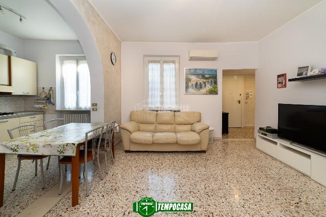 3-room flat in Via Trento 3, Capriate San Gervasio - Photo 1