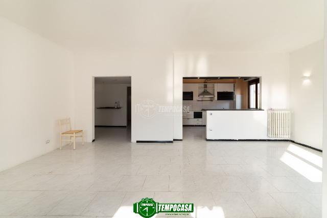 4-room flat in Vicolo Chiuso 1, Brembate - Photo 1