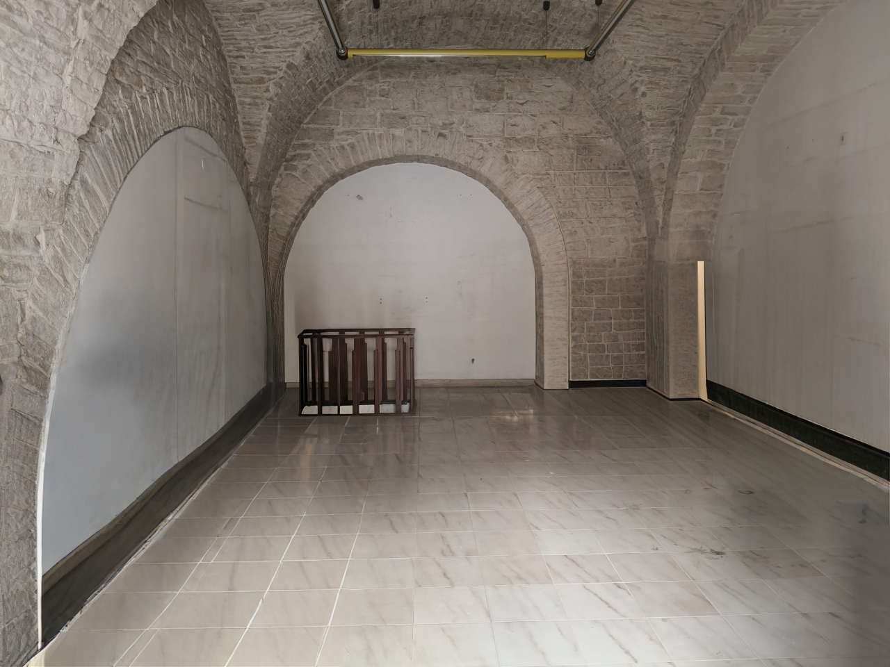 Negozio in , Ruvo Di Puglia, {3} - Foto 1