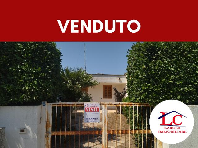 Detached house in Viale del Sultani 76, Melendugno - Photo 1