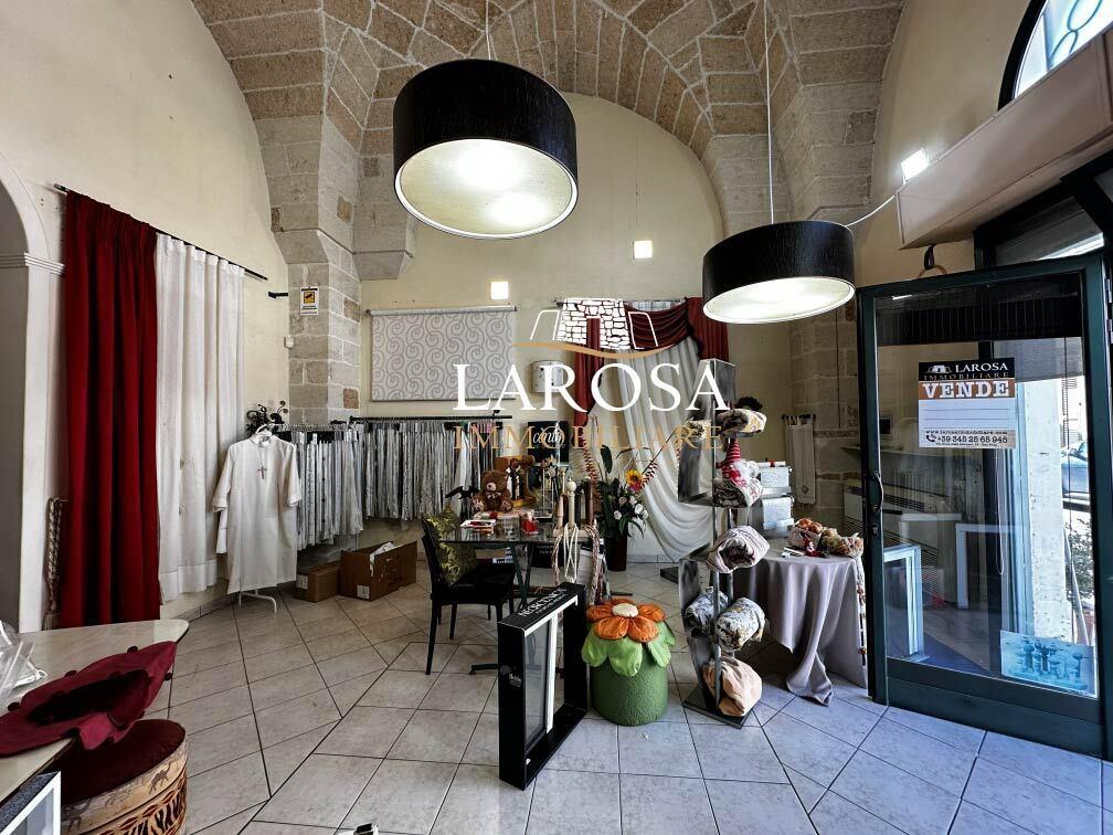 Abbigliamento in , Caprarica Di Lecce, {3} - Foto 2