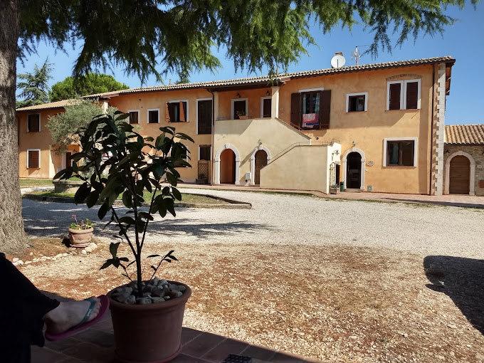 Casa indipendente in affitto a Perugia