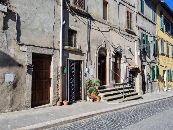 2-room flat in Via Innocenzo VIII, Soriano nel Cimino - Photo 1