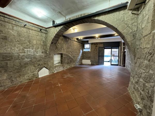 Negozio in Via San Lorenzo, Viterbo, {3} - Foto 1