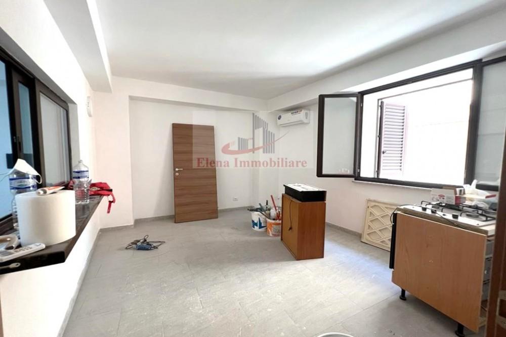 Locale commerciale in , Alcamo, {3} - Foto 1