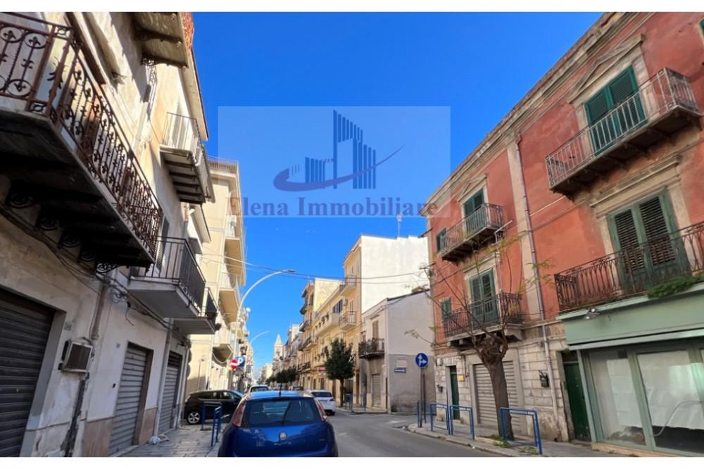 Locale commerciale in , Alcamo, {3} - Foto 1