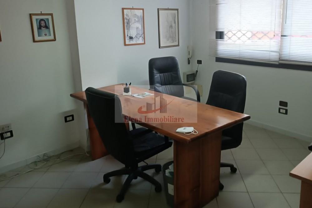 Locale commerciale in , Alcamo, {3} - Foto 1