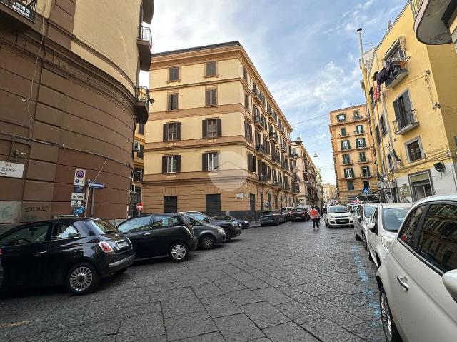 Warehouse in Via dei Cimbri 11, Napoli - Photo 1