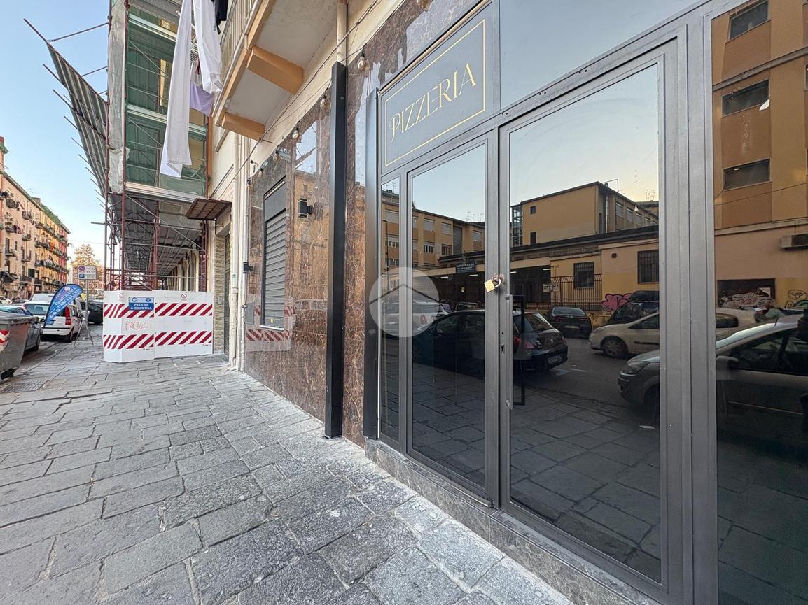 Negozio in Via Rimini 88, Napoli, {3} - Foto 1