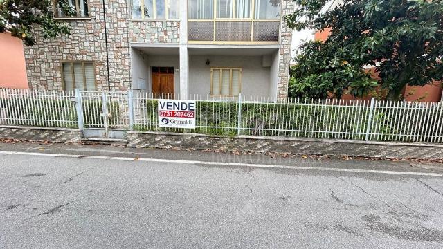 Quadrilocale in Via Salvo d'Acquisto , Maiolati Spontini - Foto 1