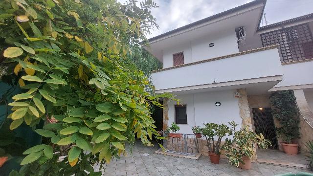 Single-family villa in Via Fortore Snc, Carovigno - Photo 1