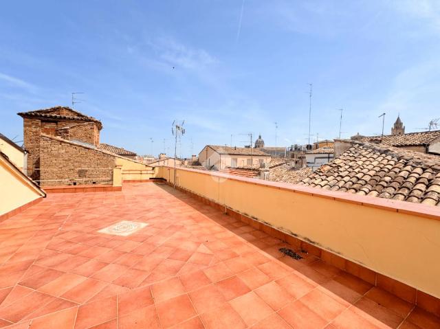 3-room flat in Via Luigi Angelozzi 6, Chieti - Photo 1