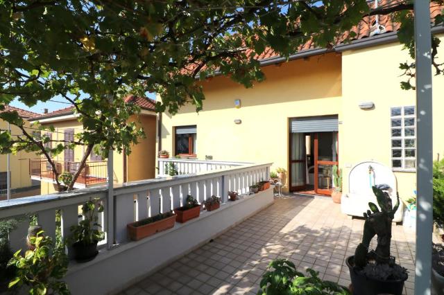 Villa in Via dei Mille 5, Rho - Foto 1