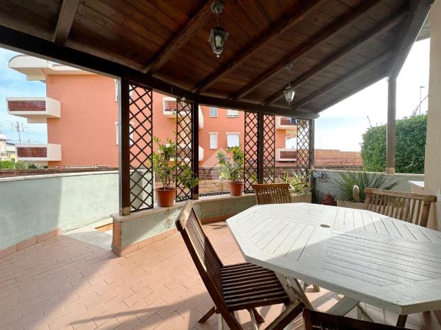 Dreizimmerwohnung in Viale Giovanni da Verrazzano 15, Carrara - Foto 1