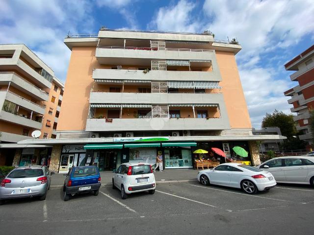 Appartamento in Via Felice Cavallotti, Carrara - Foto 1