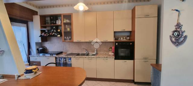 3-room flat in Via dei Crociati 24, Catanzaro - Photo 1