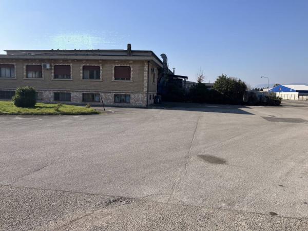 Ufficio in Strada di Sabbione 33, Terni, {3} - Foto 1