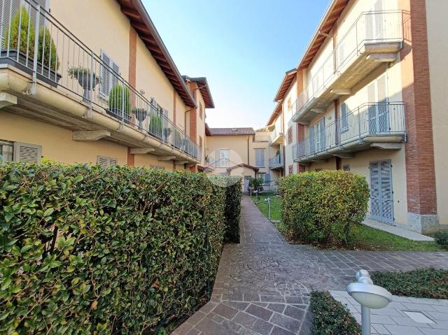 3-room flat in Via Sant'Ambrogio 29, Carate Brianza - Photo 1