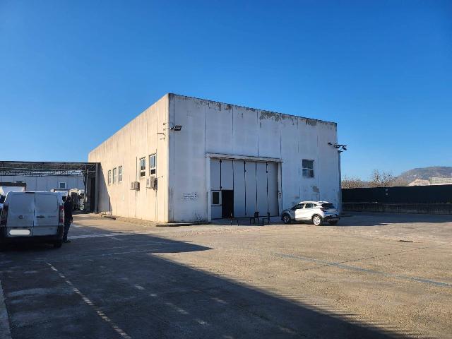 Industrial shed in Via Polveriera, Nola - Photo 1