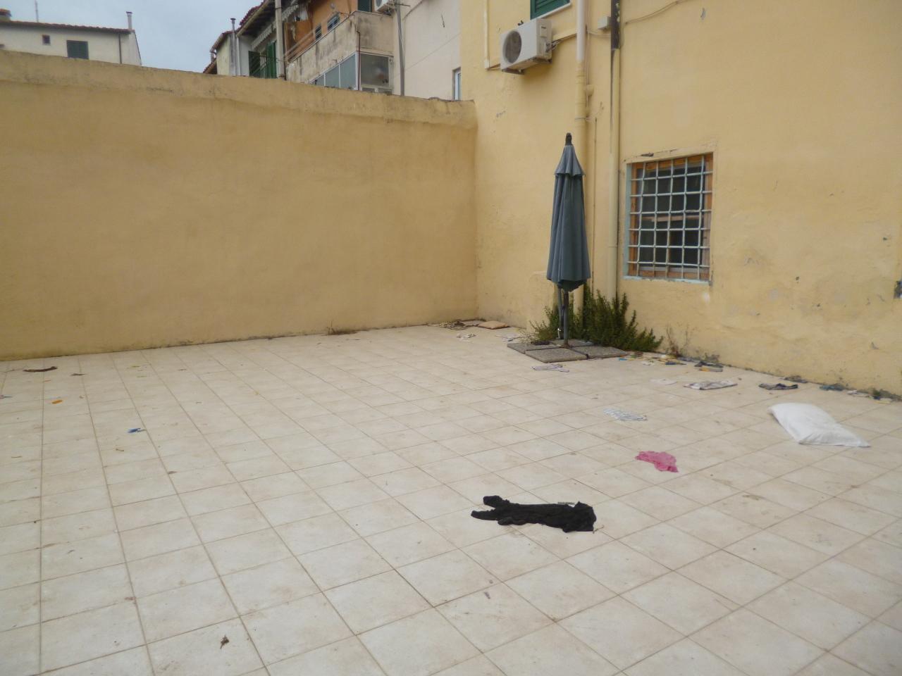 Capannone in dei Cappuccini 57126, Livorno, {3} - Foto 2