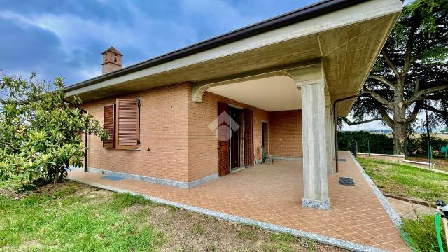 Mansion in Strada Statale per Alessandria 52, Tortona - Photo 1