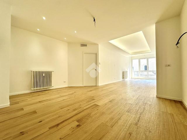 4-room flat in Via Carducci 25, Tortona - Photo 1