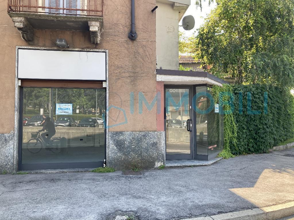 Negozio in Largo Caleotto 22, Lecco, {3} - Foto 1