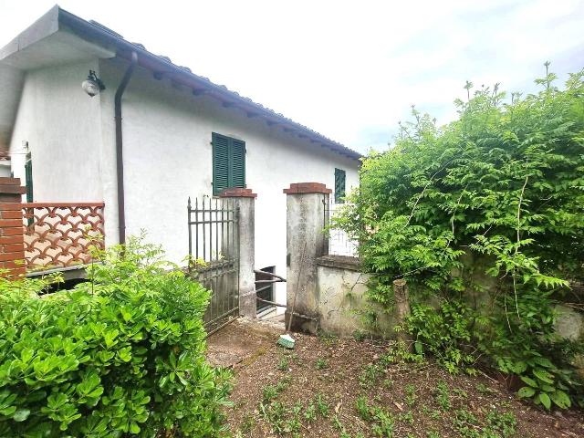 Country house or cottage in Via di Cocombola, Lucca - Photo 1