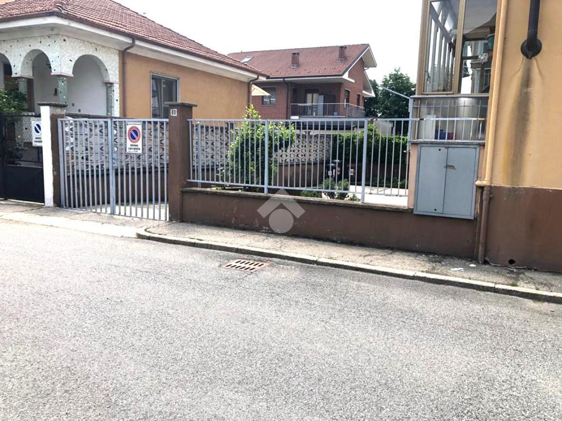 Magazzino in Via Natale Palli 80, Grugliasco - Foto 1